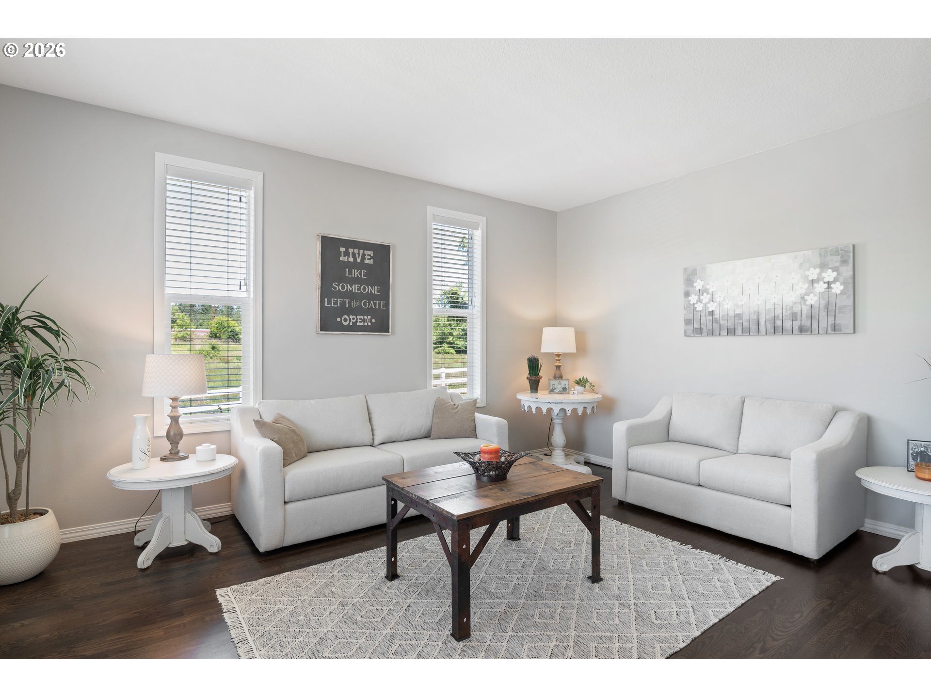 5915 Northwest 289th Street Ridgefield, WA 98642 - Photo 6 of 42 Living Room