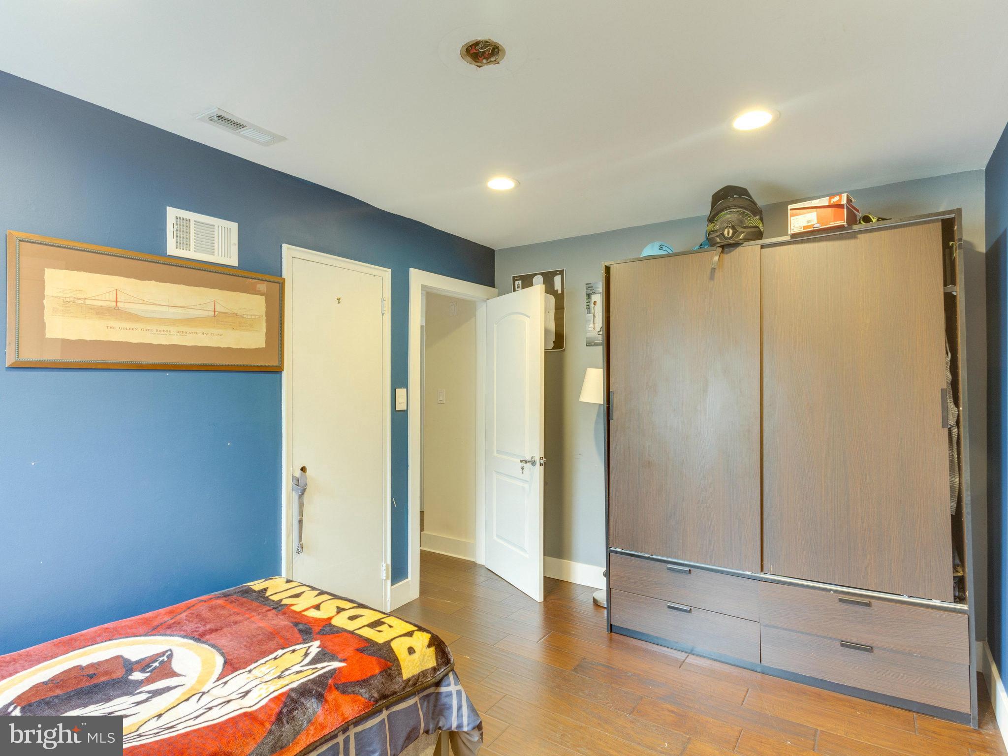 7414 Paxton Road Falls Church, VA 22043 - Photo 25 of 30 Bedroom 1