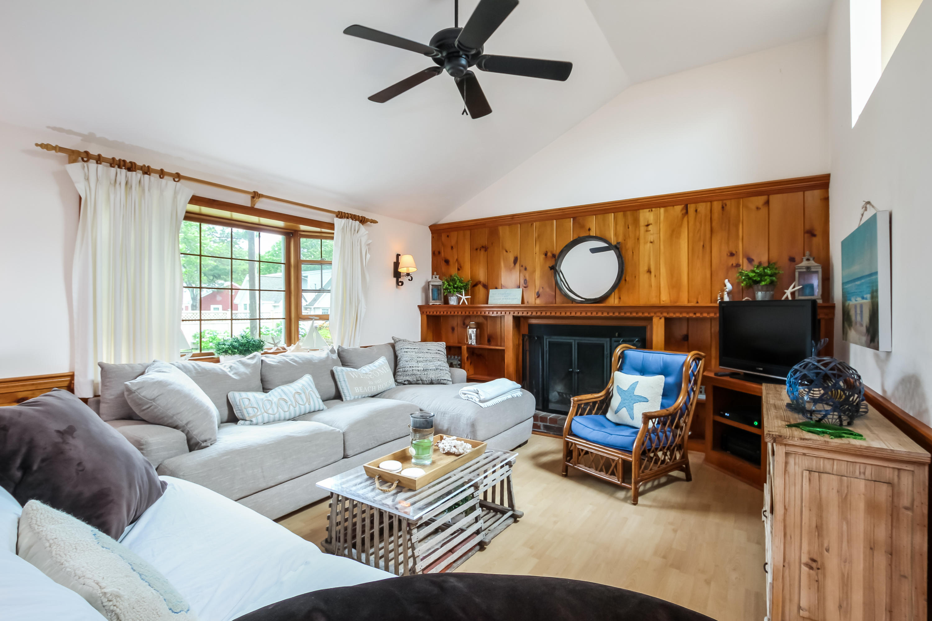 122 Lewis Road West Yarmouth, MA 02673 - Photo 6 of 36 005-photo-living-room-5968237