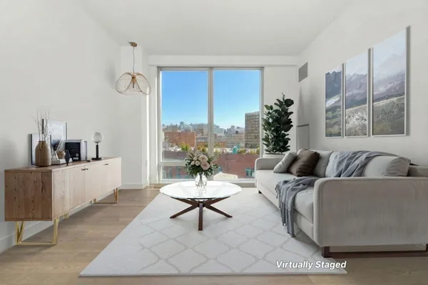 $5,200 | 252 South Street, Unit 18F | Two Bridges