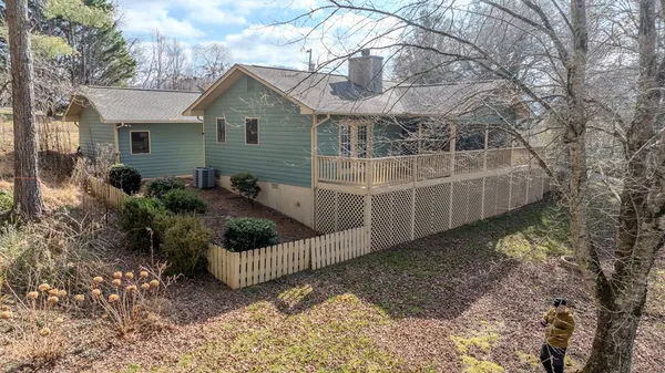 $329,800 | 41 Little Brook Terrace, Hayesville, NC 28904