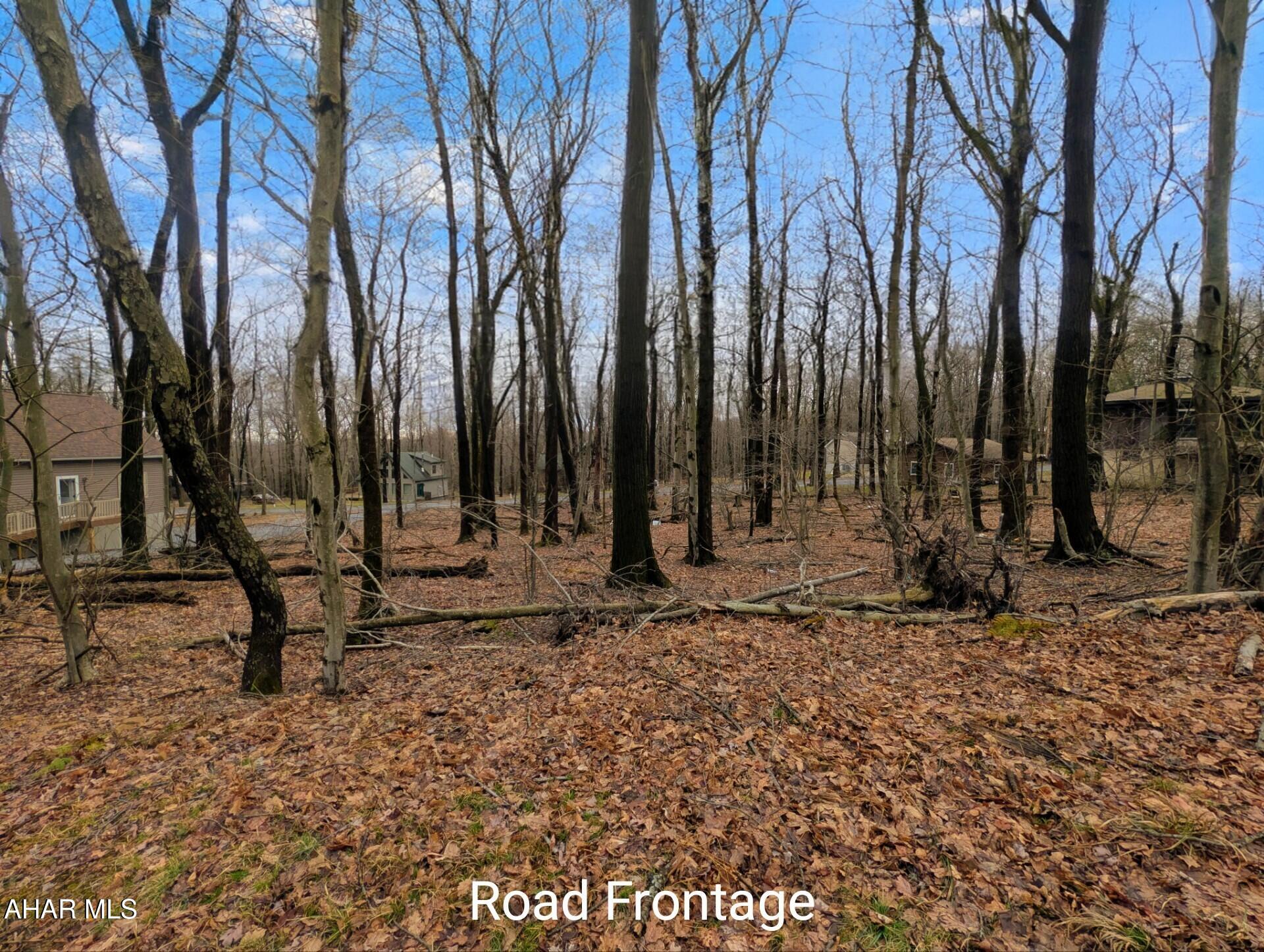 140 Overland Pass Road Altoona, PA 16602 - Photo 2 of 9