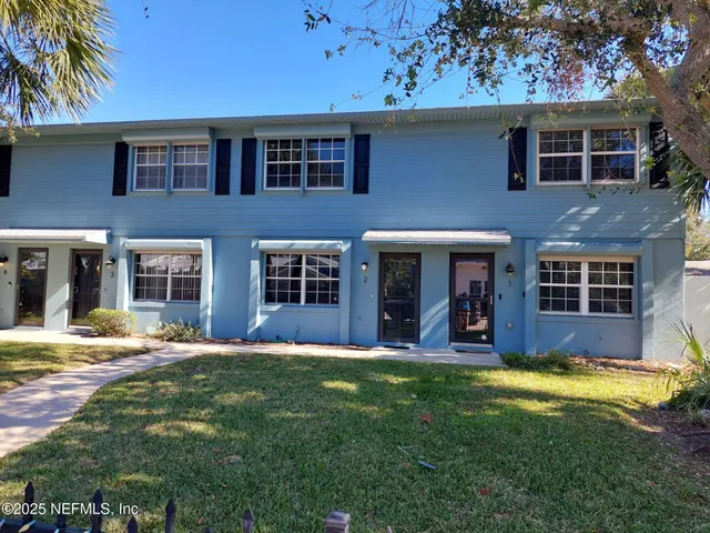 $497,500 | 101 North Pine Street, Unit 2, New Smyrna Beach, FL 32169