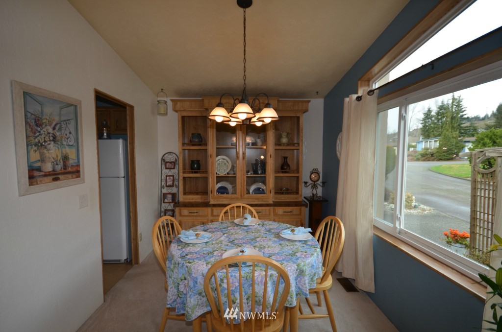 23700 9th Place West Bothell, WA 98021 - Photo 7 of 20