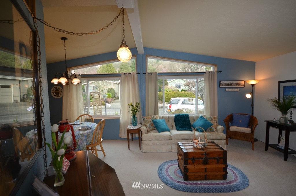 23700 9th Place West Bothell, WA 98021 - Photo 8 of 20