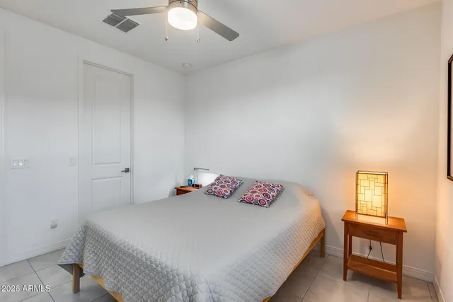 $2,600 | 3044 West Monte Way, Laveen, AZ 85339