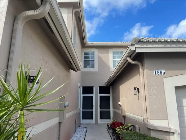 $3,400 | 1861 Salerno Circle, Unit 1861, Weston, FL 33327