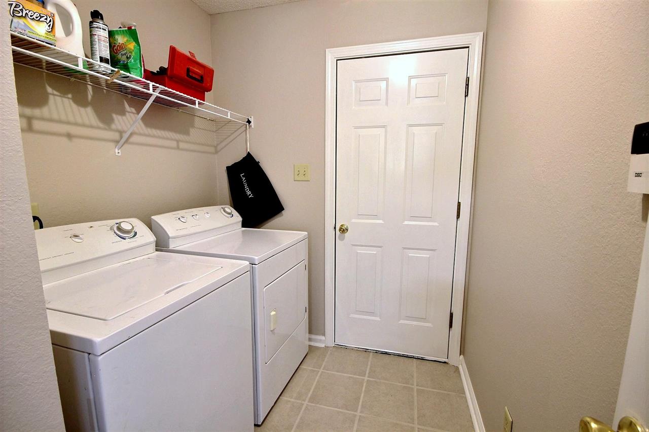 1358 River Ridge Drive Collierville, TN 38017 - Photo 14 of 18 Laundry room