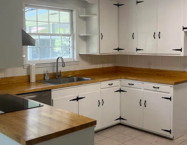 $340,000 | 11275 Round O Road, Round O, SC 29474