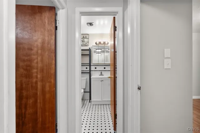 $2,200 | 4307 Candlelight Lane, Clay, NY 13090