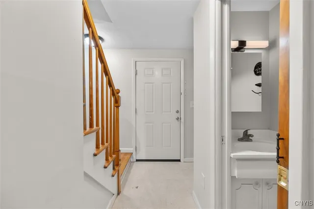 $2,200 | 4307 Candlelight Lane, Clay, NY 13090