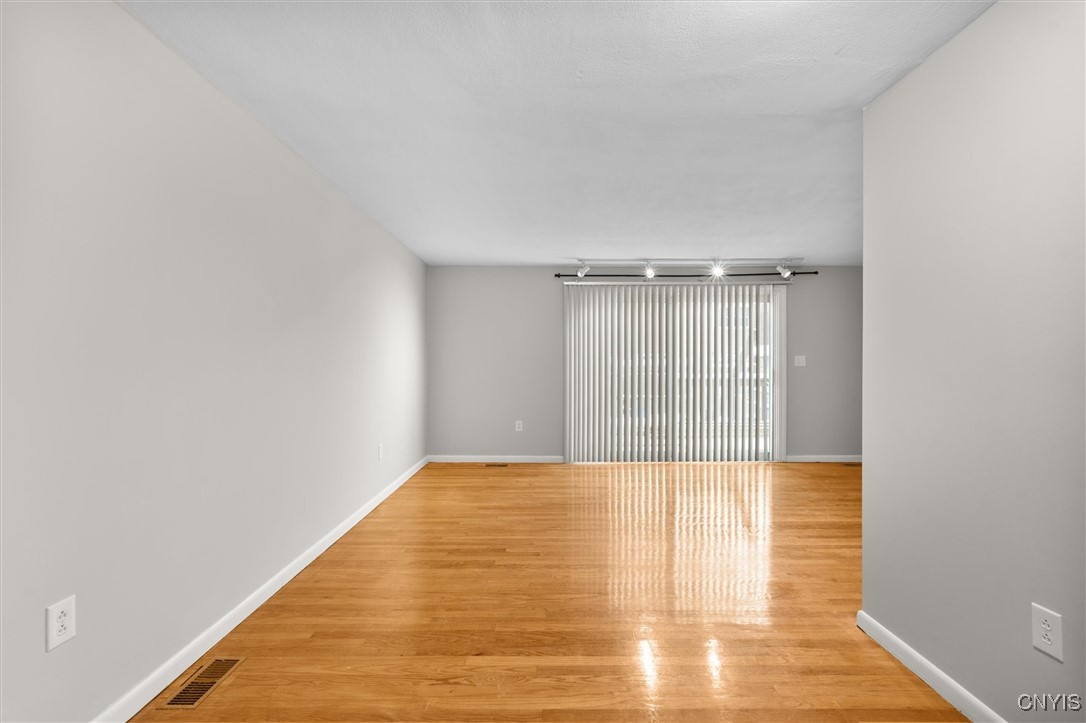 4307 Candlelight Lane Clay, NY 13090 - Photo 9 of 21