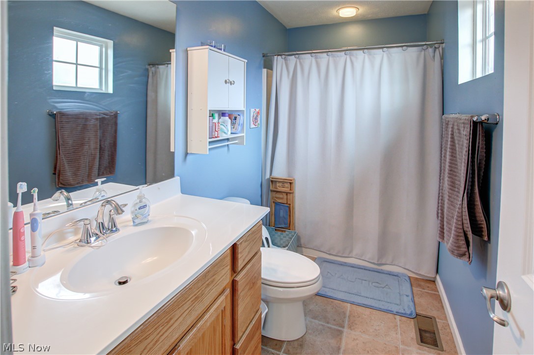 2136 Fowl Road Elyria, OH 44035 - Photo 15 of 27 Gallery Image 15