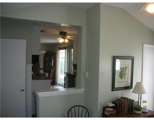40 Plum Road East Providence, RI 02915 - Photo 9 of 12 Den/Family/Great Room.