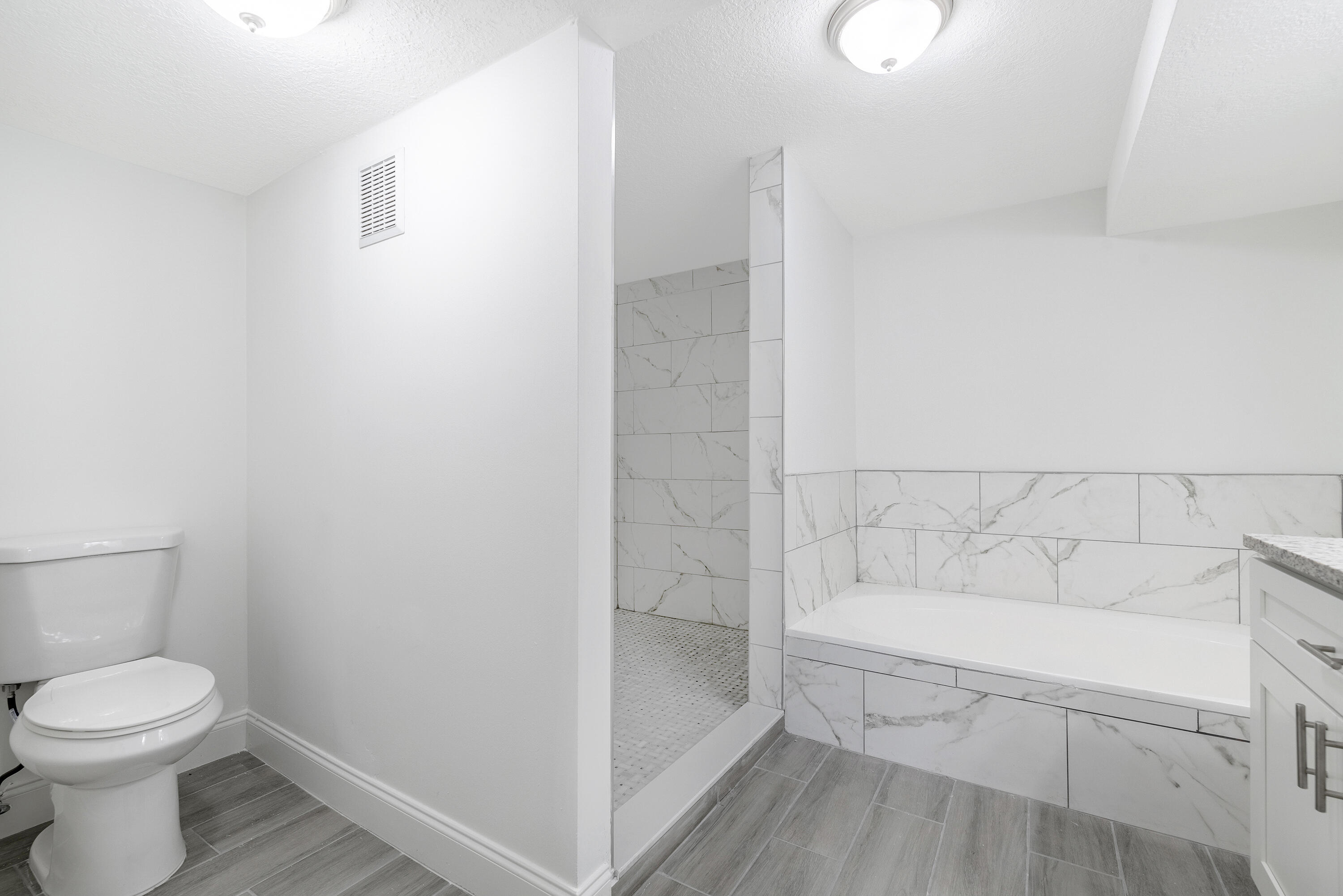 6314 Las Flores Drive Boca Raton, FL 33433 - Photo 21 of 41 6314LasFloresDrBocaRaton-20