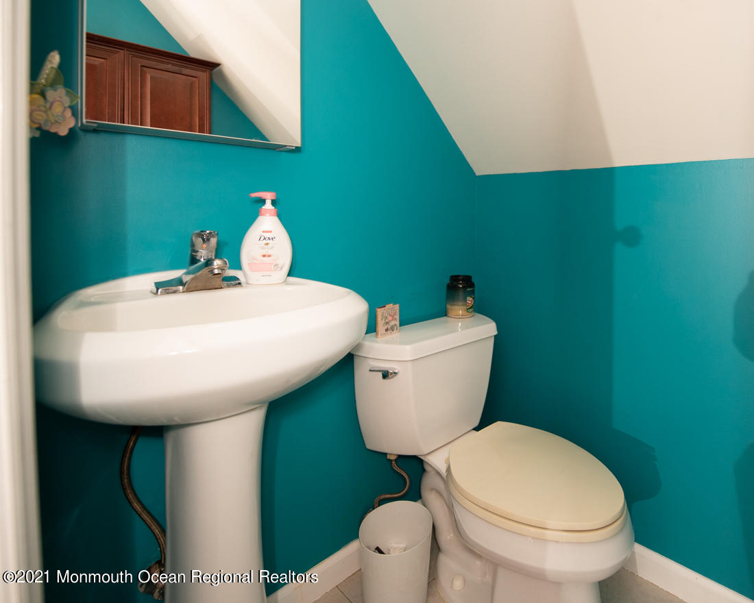 490 Hyson Road Jackson, NJ 08527 - Photo 36 of 47 Half Bath in Loft