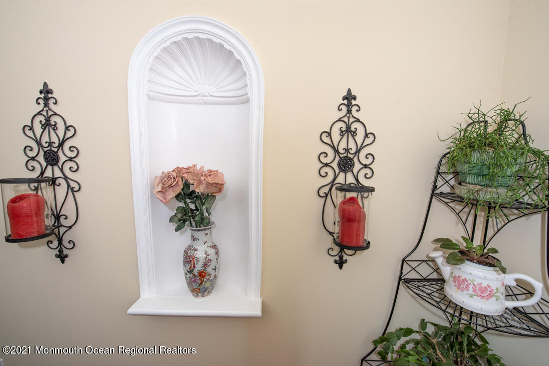 490 Hyson Road Jackson, NJ 08527 - Photo 38 of 47 Wall alcove