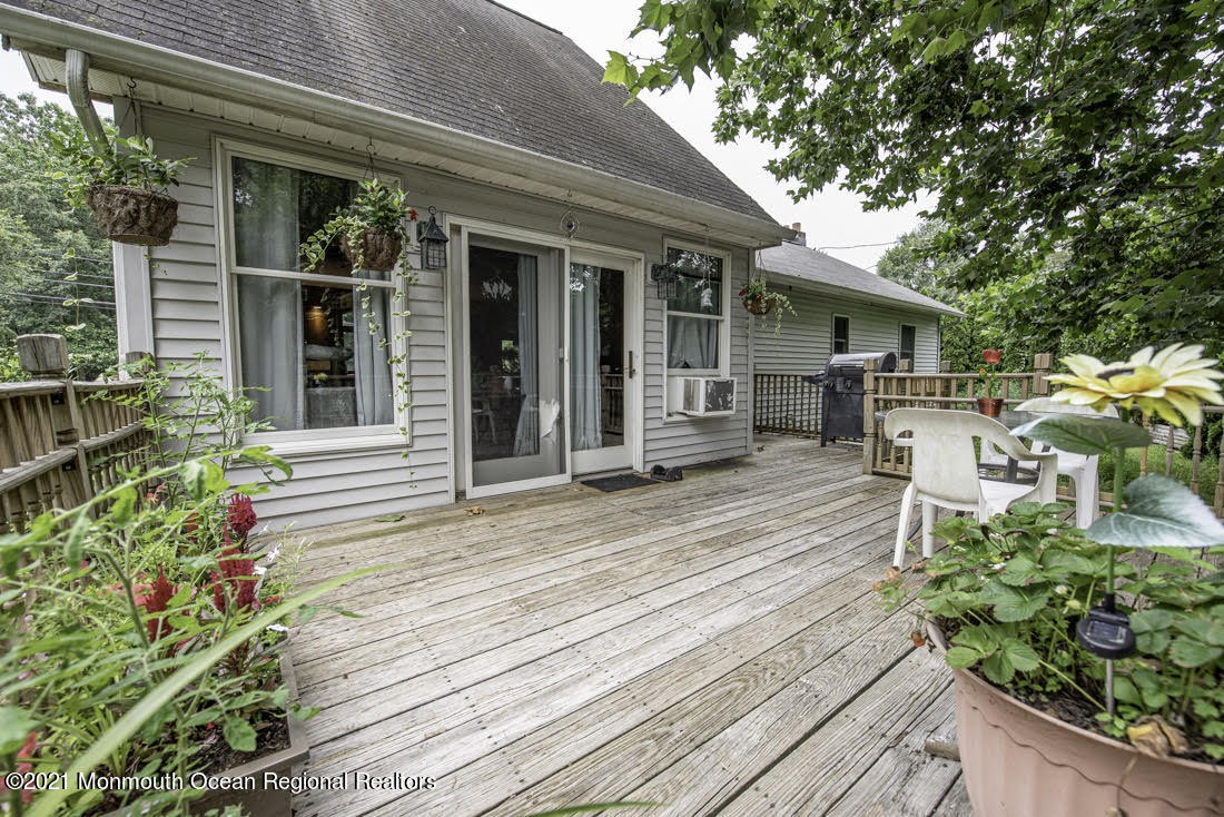 490 Hyson Road Jackson, NJ 08527 - Photo 41 of 47 Deck