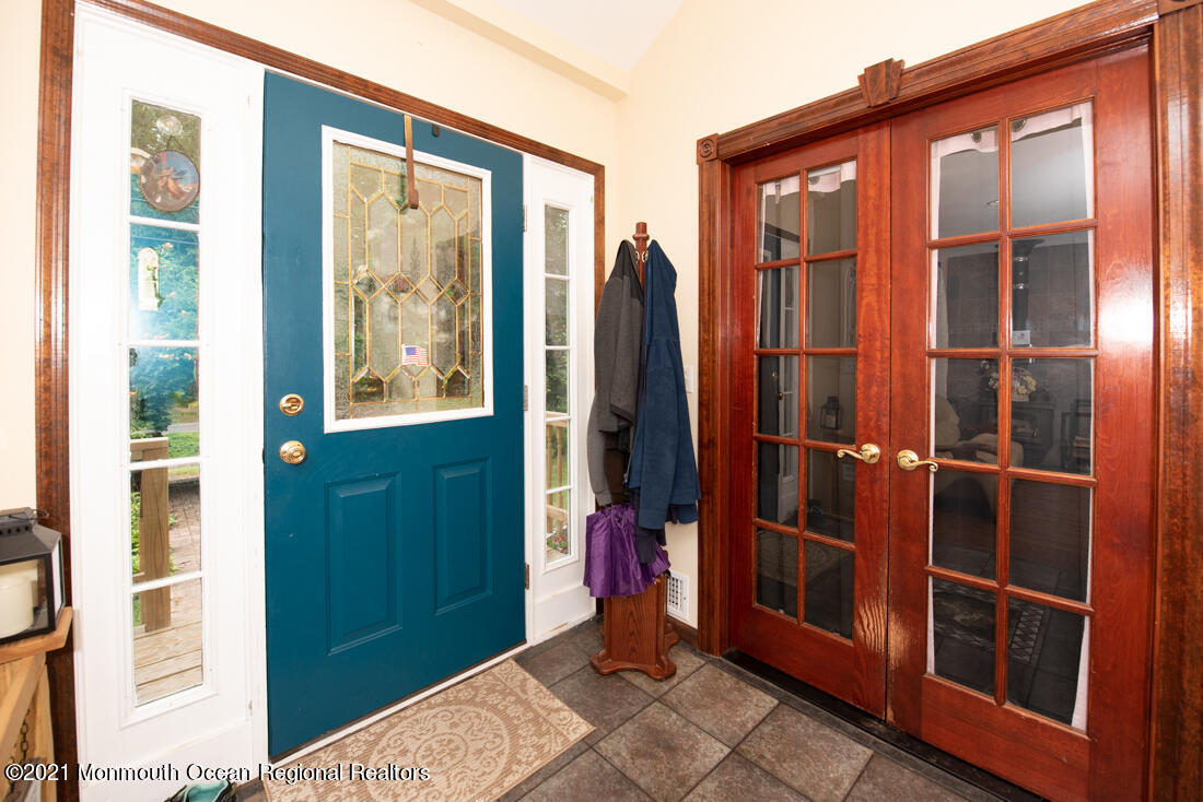 490 Hyson Road Jackson, NJ 08527 - Photo 8 of 47 Foyer