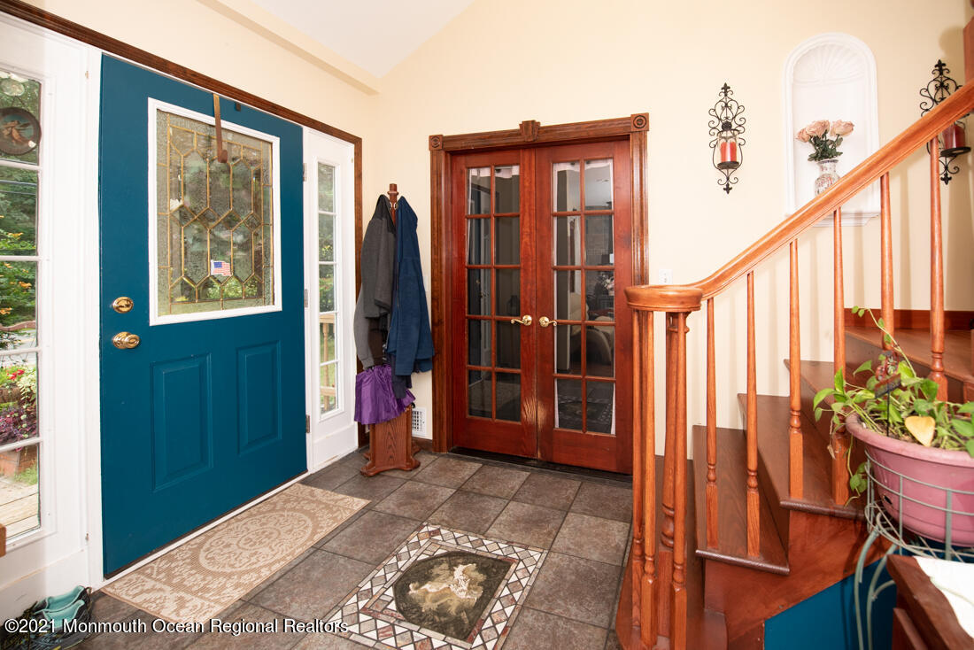 490 Hyson Road Jackson, NJ 08527 - Photo 9 of 47 Foyer