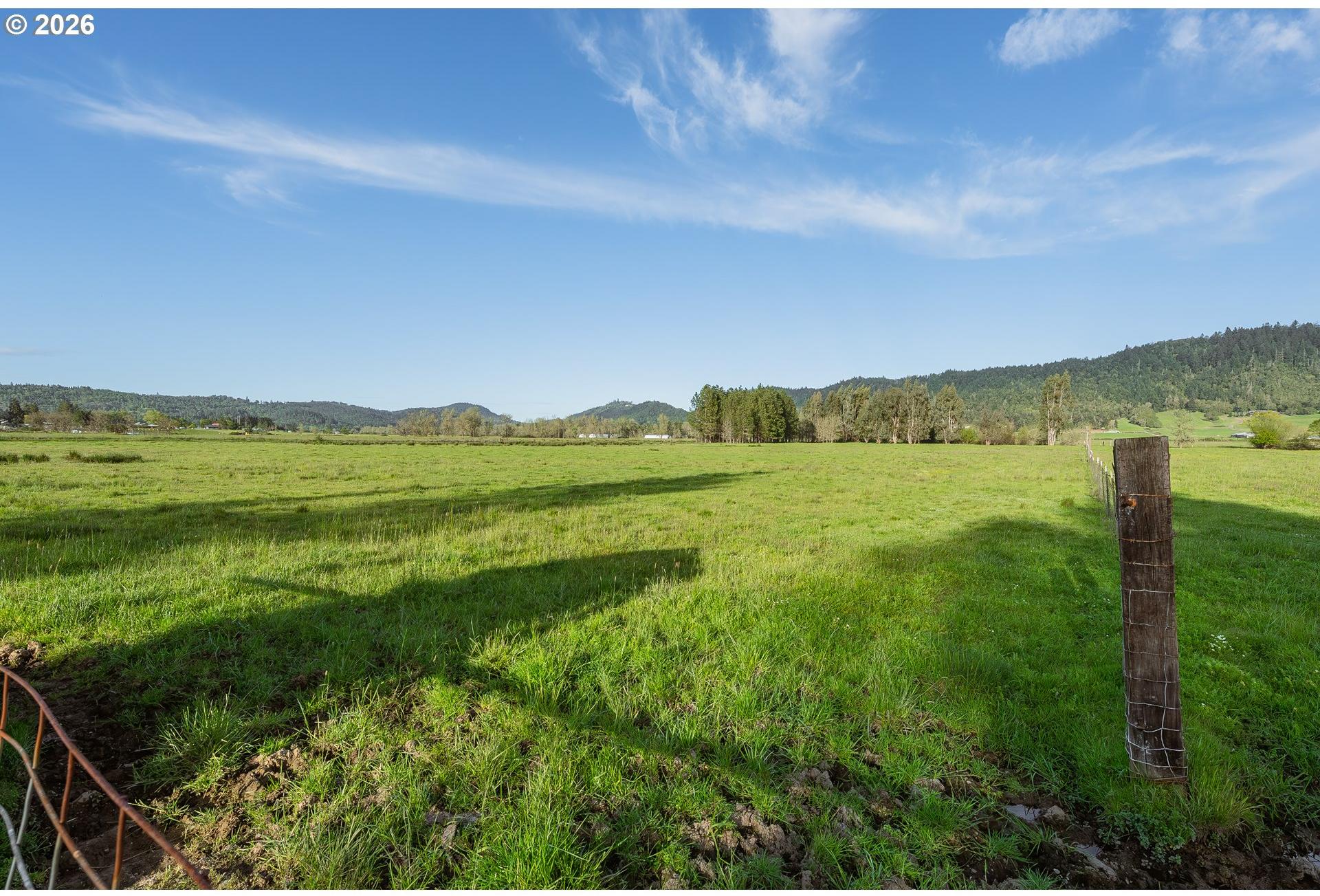 8160 Lookingglass Road Roseburg, OR 97471 - Photo 31 of 48 Gallery Image 31