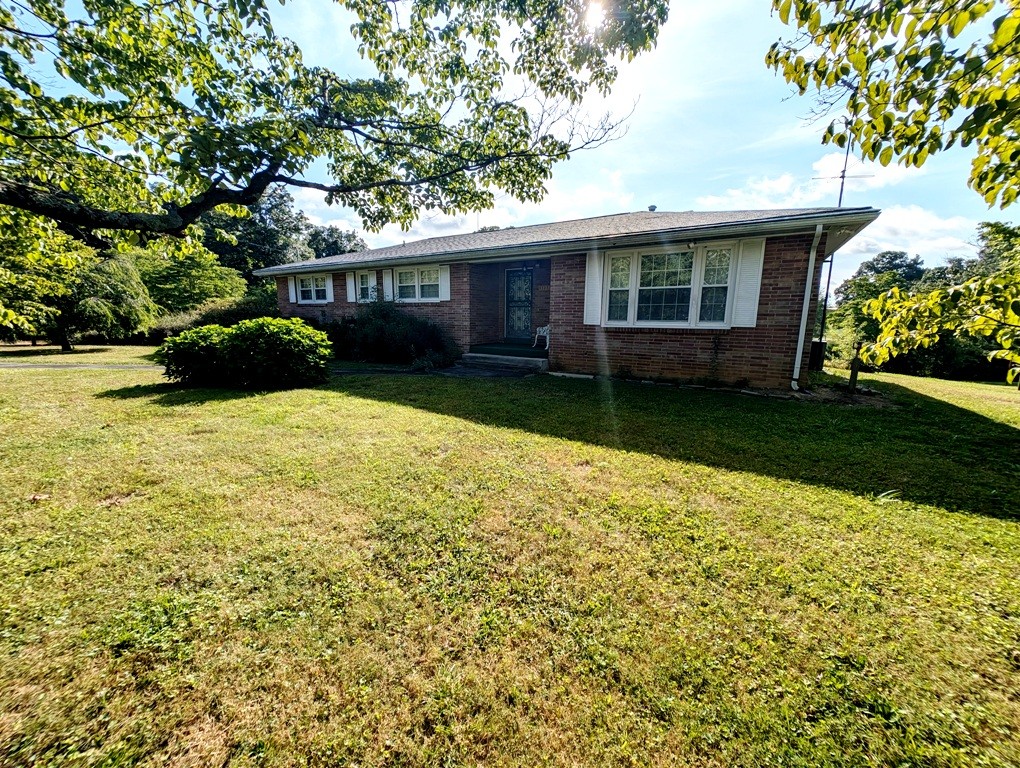 1127 Toliver Lake Road Manchester, TN 37355 - Photo 2 of 5 Gallery Image 2