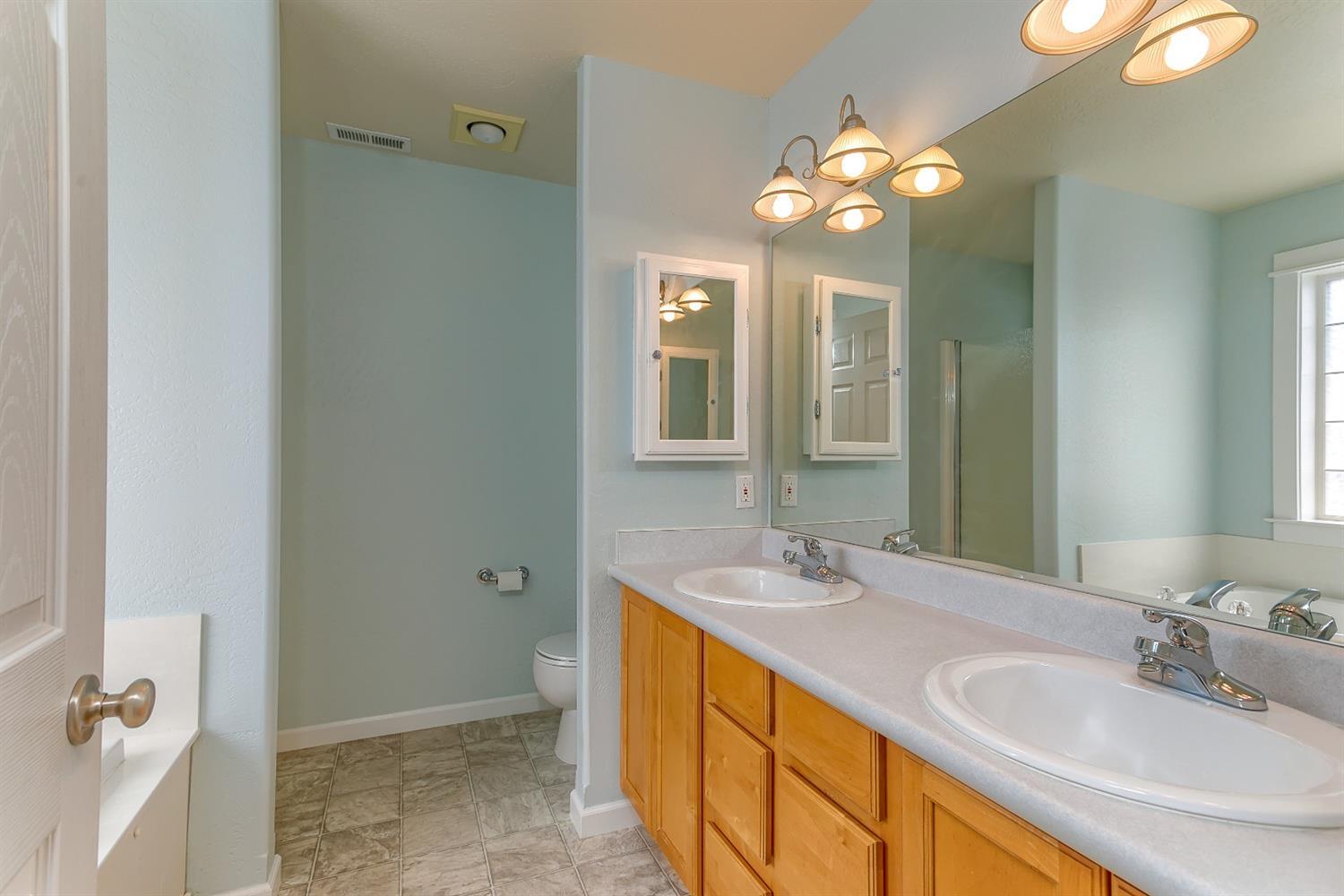 939 Ridgeview Drive Eagle Point, OR 97524 - Photo 16 of 29 Additional Photo