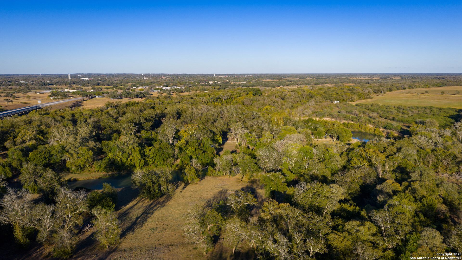 380 Clinton Road Cuero, TX 77954 - Photo 9 of 22