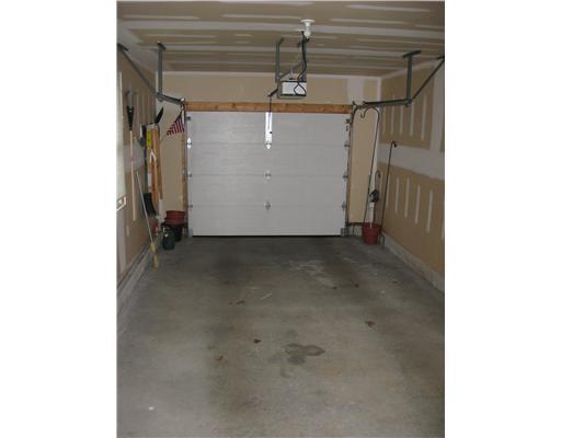 77 Spinnaker Ridge Drive, Unit 9 Wells, ME 04090 - Photo 16 of 22 Parking Lot/Garage.