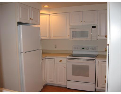 77 Spinnaker Ridge Drive, Unit 9 Wells, ME 04090 - Photo 3 of 22 Kitchen.