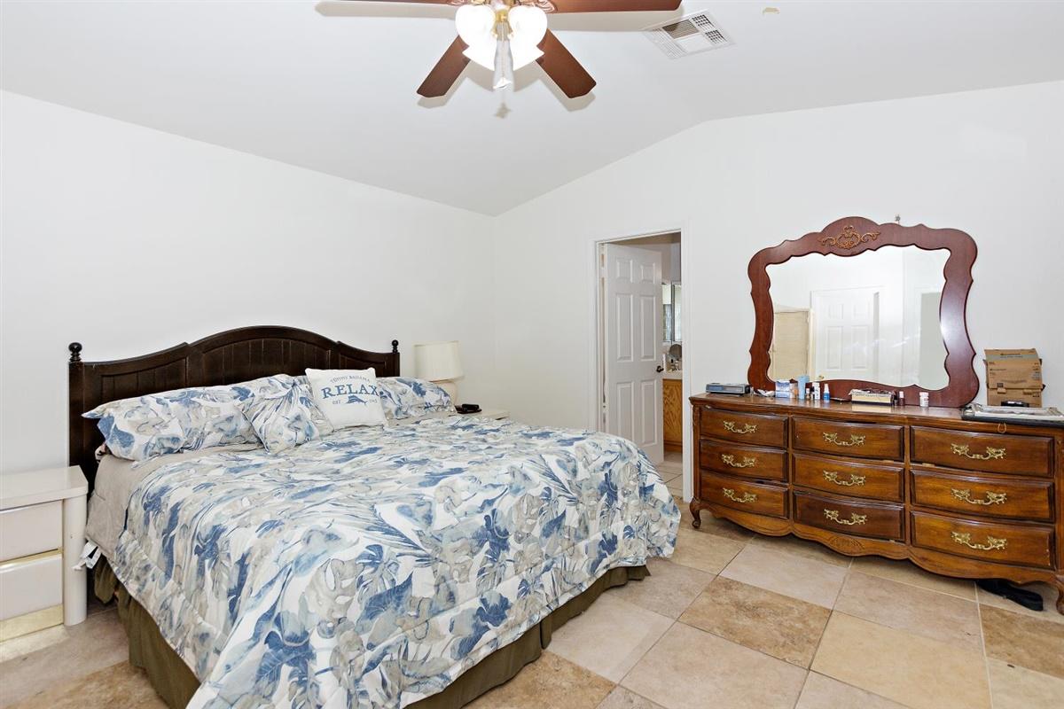 66049 Santa Rosa Road Desert Hot Springs, CA 92240 - Photo 15 of 23 14-Master Bedroom