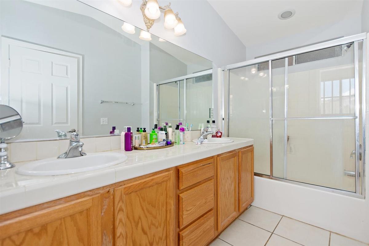 66049 Santa Rosa Road Desert Hot Springs, CA 92240 - Photo 17 of 23 17-Master Bathroom