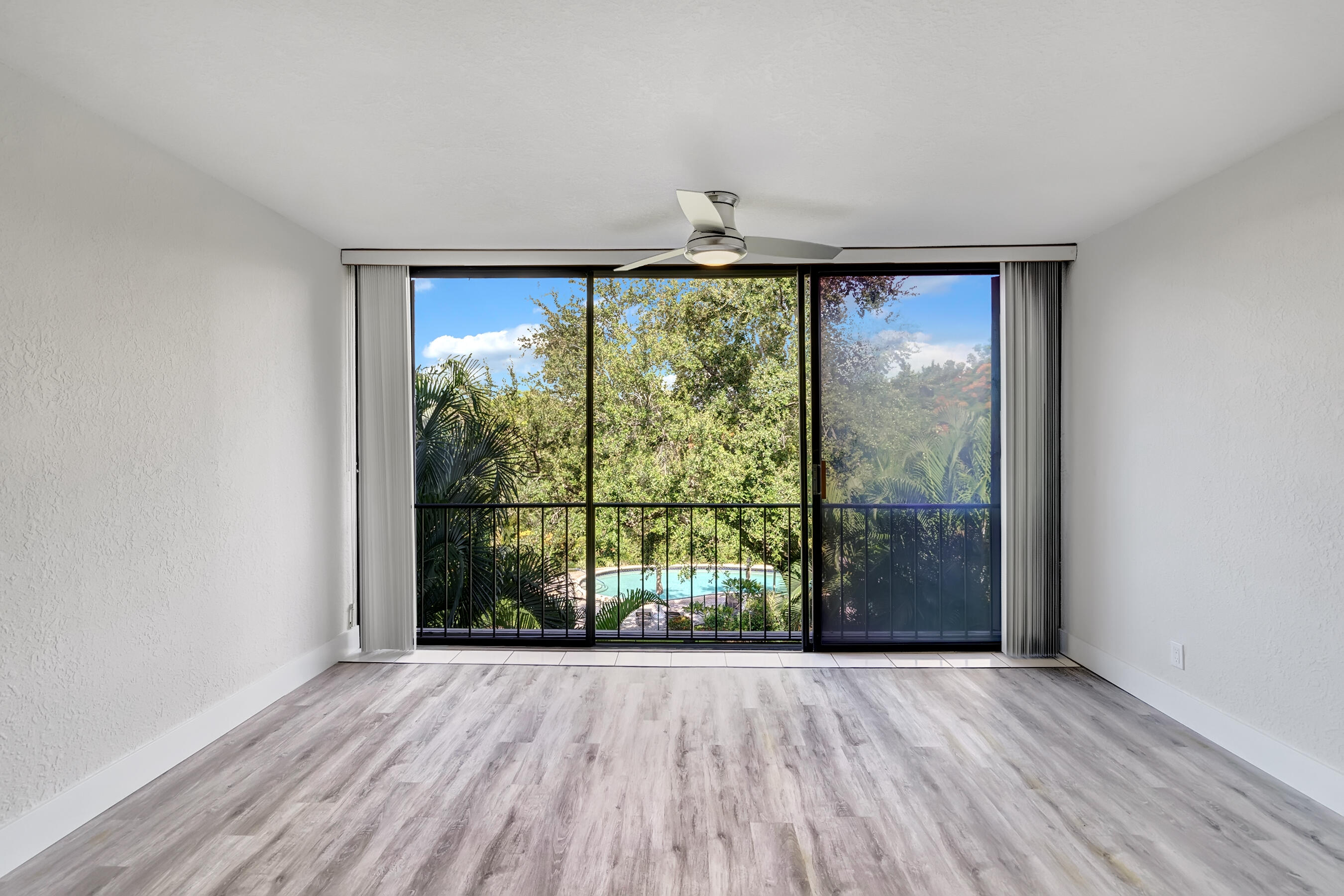 501 Southwest 11th Place, Unit 311 Boca Raton, FL 33432 - Photo 7 of 29 DSC03024