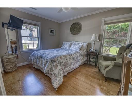 4 Ronna Road Gloucester, MA 01930 - Photo 11 of 17 Gallery Image 11