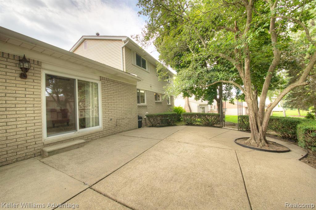 22410 Mill Road Novi, MI 48375 - Photo 59 of 80