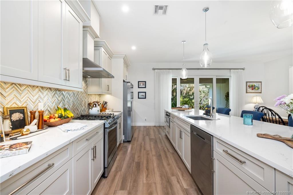 5169 Southeast Horseshoe Point Road Stuart, FL 34997 - Photo 12 of 54