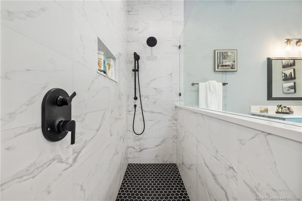 5169 Southeast Horseshoe Point Road Stuart, FL 34997 - Photo 23 of 54