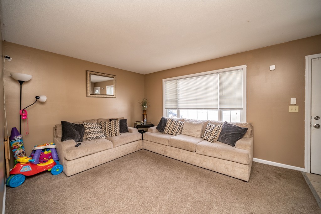 290-292 Page Boulevard Springfield, MA 01104 - Photo 20 of 26 Gallery Image 20