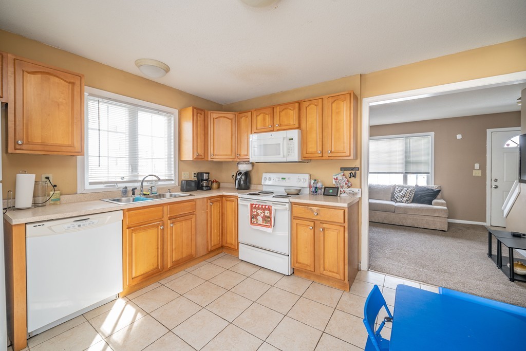 290-292 Page Boulevard Springfield, MA 01104 - Photo 22 of 26 Gallery Image 22