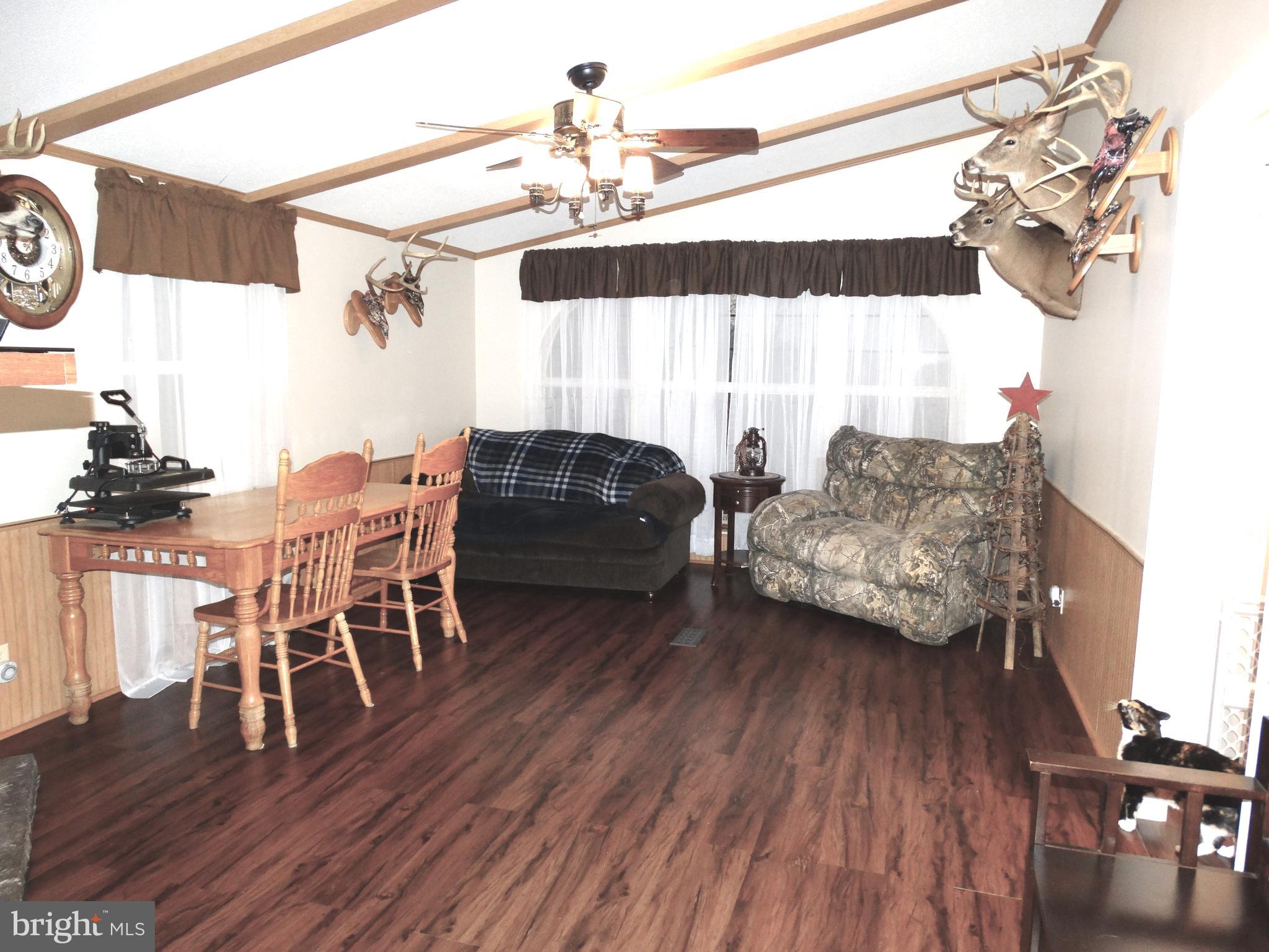 19890 Amberson Road Spring Run, PA 17262 - Photo 23 of 47 Family room