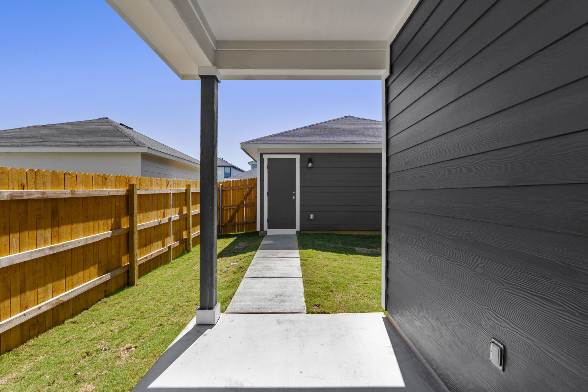 306 Santo Domingo Road Bastrop, TX 78602 - Photo 34 of 36