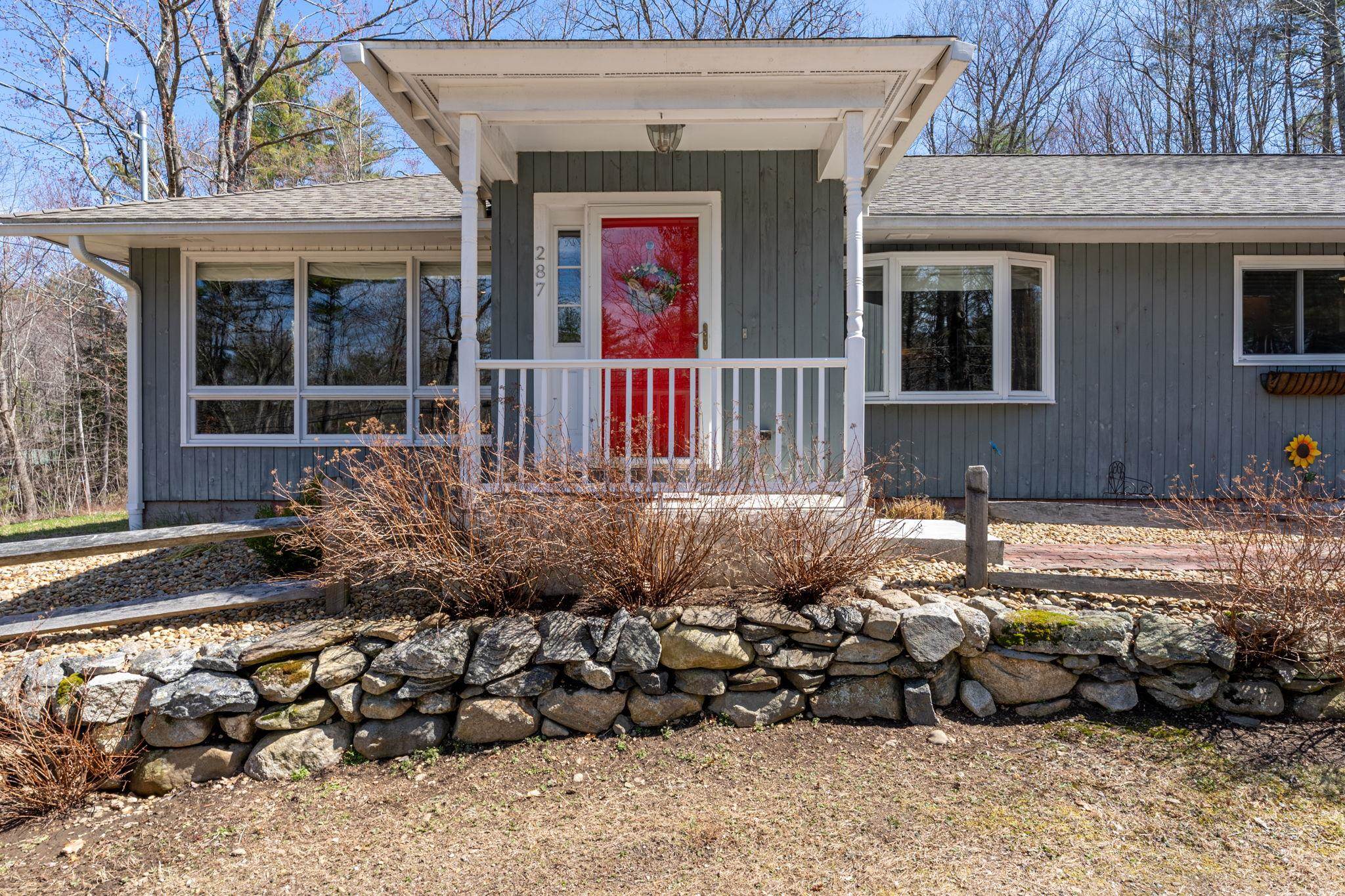 287 Silver Lake Road Hollis, NH 03049 - Photo 7 of 37