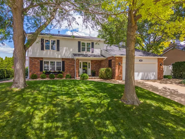 $345,000 | 1614 Barton Drive, Normal, IL 61761