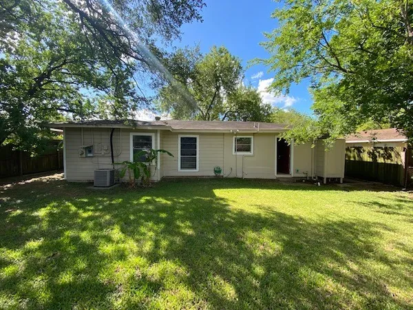 $1,595 | 2503 Marshall Street, Pasadena, TX 77506