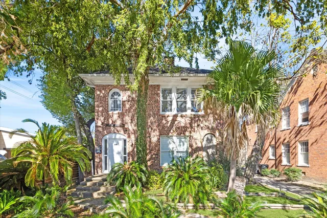 $800,000 | 1844 West Alabama Street, Houston, TX 77098