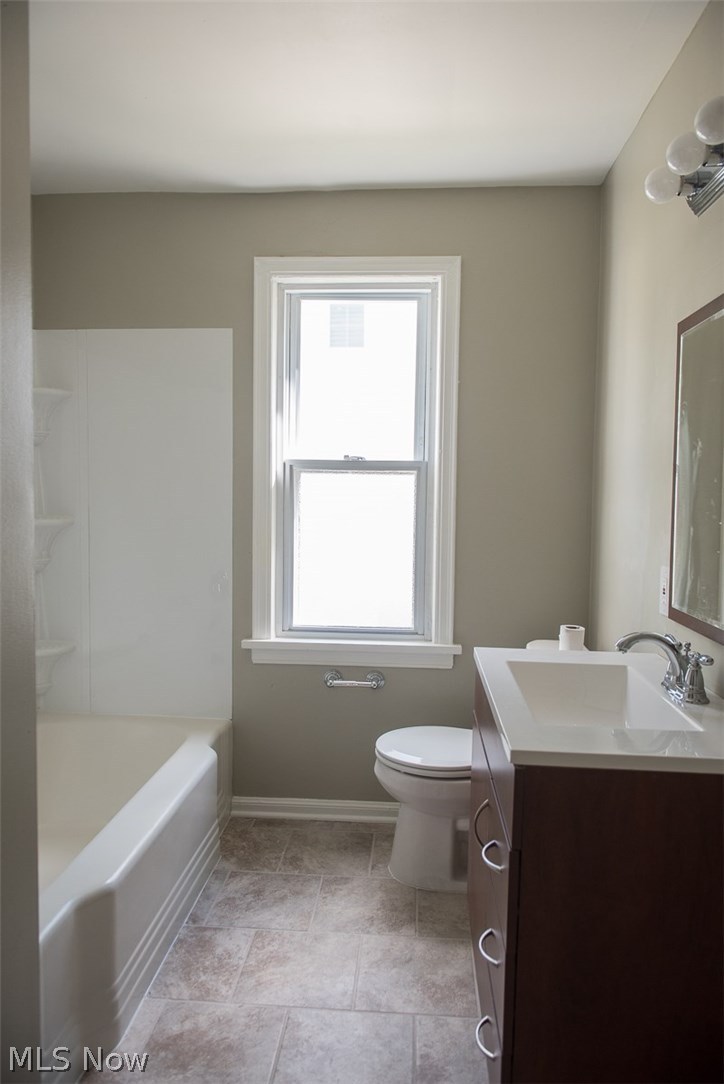 3721 Ludgate Road Cleveland, OH 44120 - Photo 15 of 25