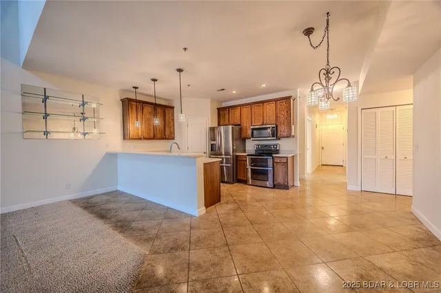 $435,000 | 918 Tuscany Drive, Unit 4M, Camdenton, MO 65020