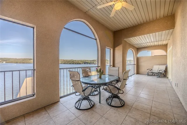 $435,000 | 918 Tuscany Drive, Unit 4M, Camdenton, MO 65020