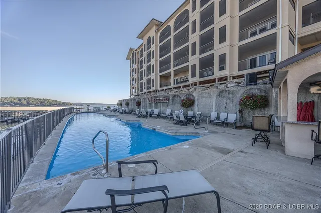 $435,000 | 918 Tuscany Drive, Unit 4M, Camdenton, MO 65020