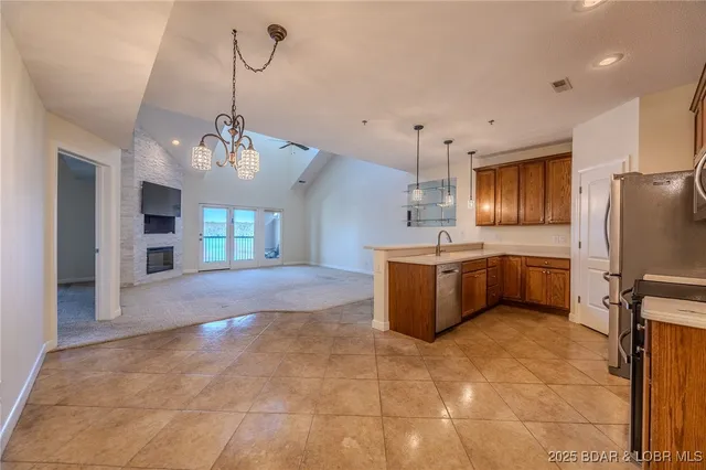 $435,000 | 918 Tuscany Drive, Unit 4M, Camdenton, MO 65020